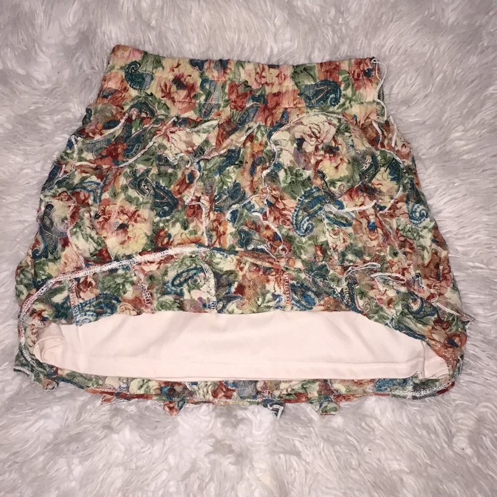 Skirt - Picture 2 of 3